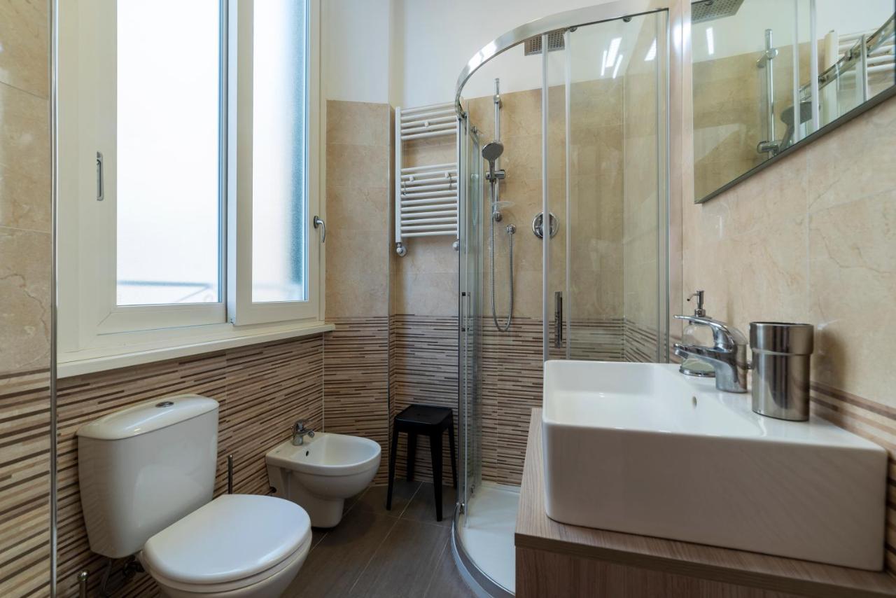 Roma Termini Big Apartment Bagian luar foto