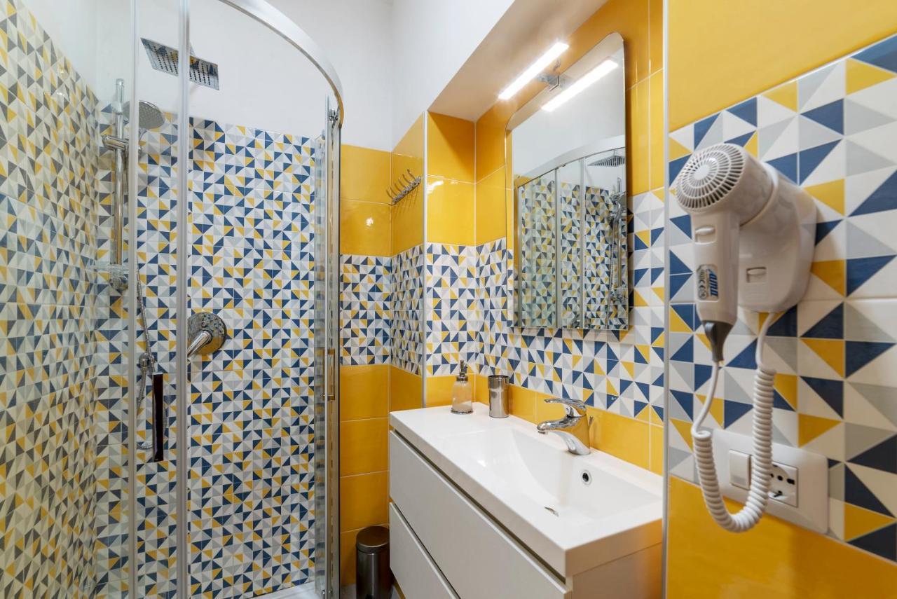 Roma Termini Big Apartment Bagian luar foto
